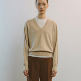 AA2004 Relaxed Daily V-neck Knit_Beige