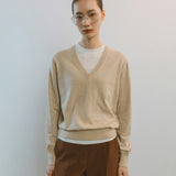 AA2004 Relaxed Daily V-neck Knit_Beige