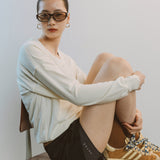 AA5001 Wool Flex V-neck Jersy_Ivory