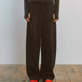 AA7002 Relaxed Twist Trousers_Black